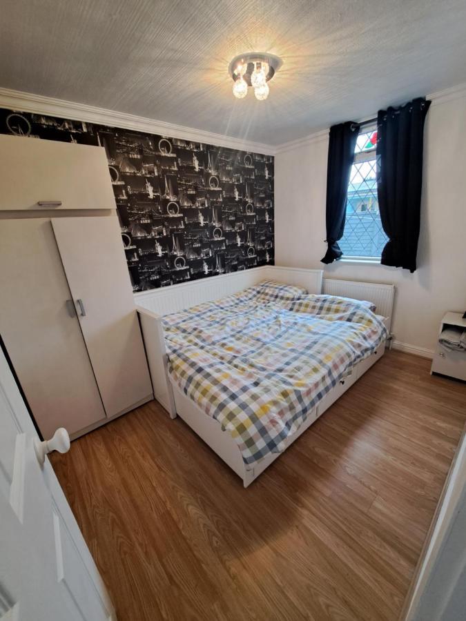 Beach & Tonic Beachside Chalet Humberston Екстер'єр фото
