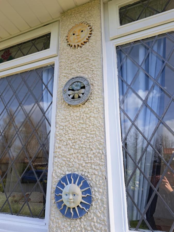 Beach & Tonic Beachside Chalet Humberston Екстер'єр фото